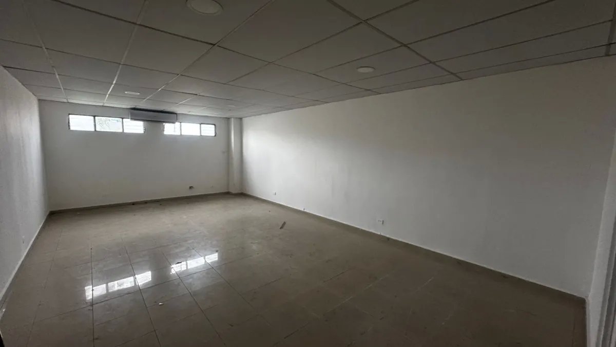 Alquiler de oficinas en plaza vento, parque lefevre