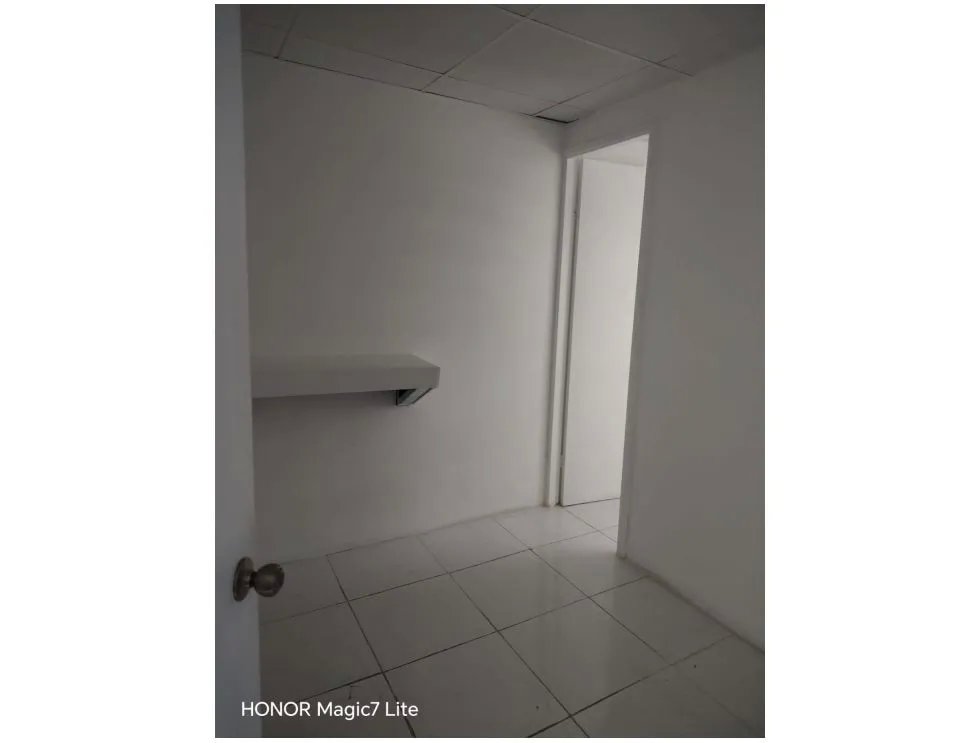 Alquiler de oficina en edificio beta continental, obarrio