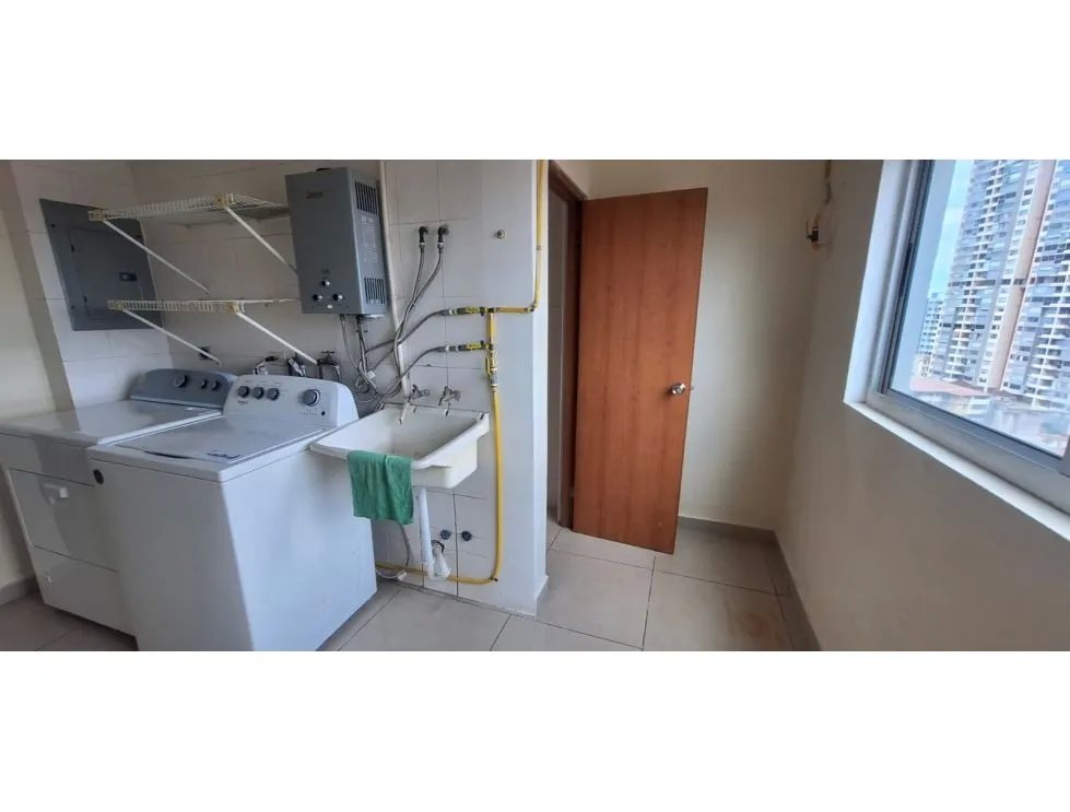 Venta/alquiler de apartamento en ph mirador del golf  altos del golf