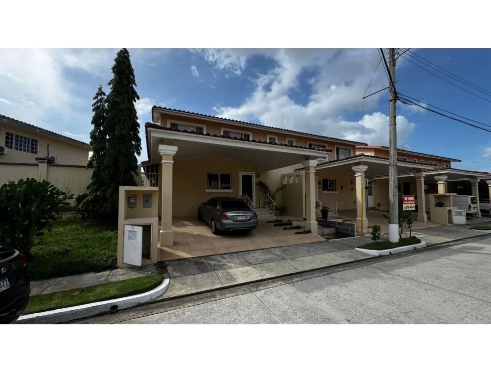 Venta de casa en ph villa tivolii, villas del golf