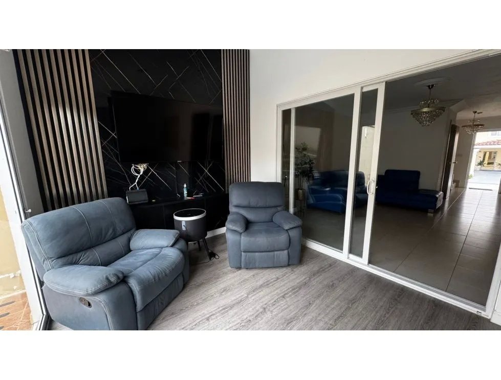 Venta de casa en ph villa tivolii, villas del golf