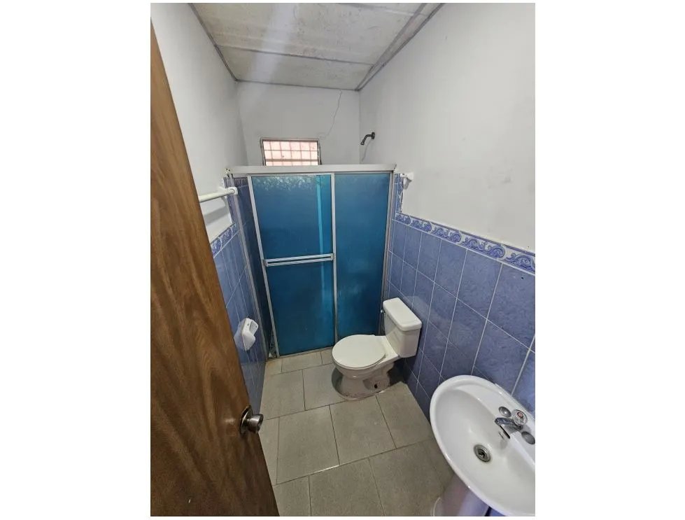 Alquiler de casa amoblada en villa dorada, chitré
