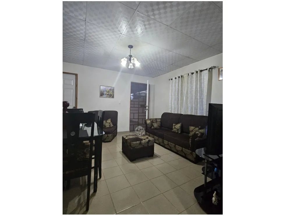 Venta de casa en urb. santa bárbara, santa ana los santos
