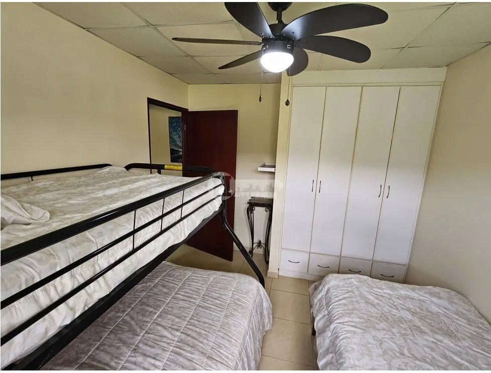 Venta/alquiler de casa semi amoblada en mirador del bosque, guararé