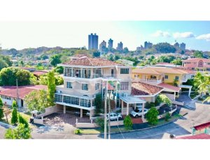 139800 - Betania - houses - altos de bethania