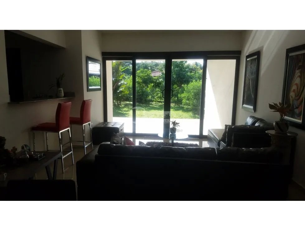 Se vende casa en la arena de chitré herrera