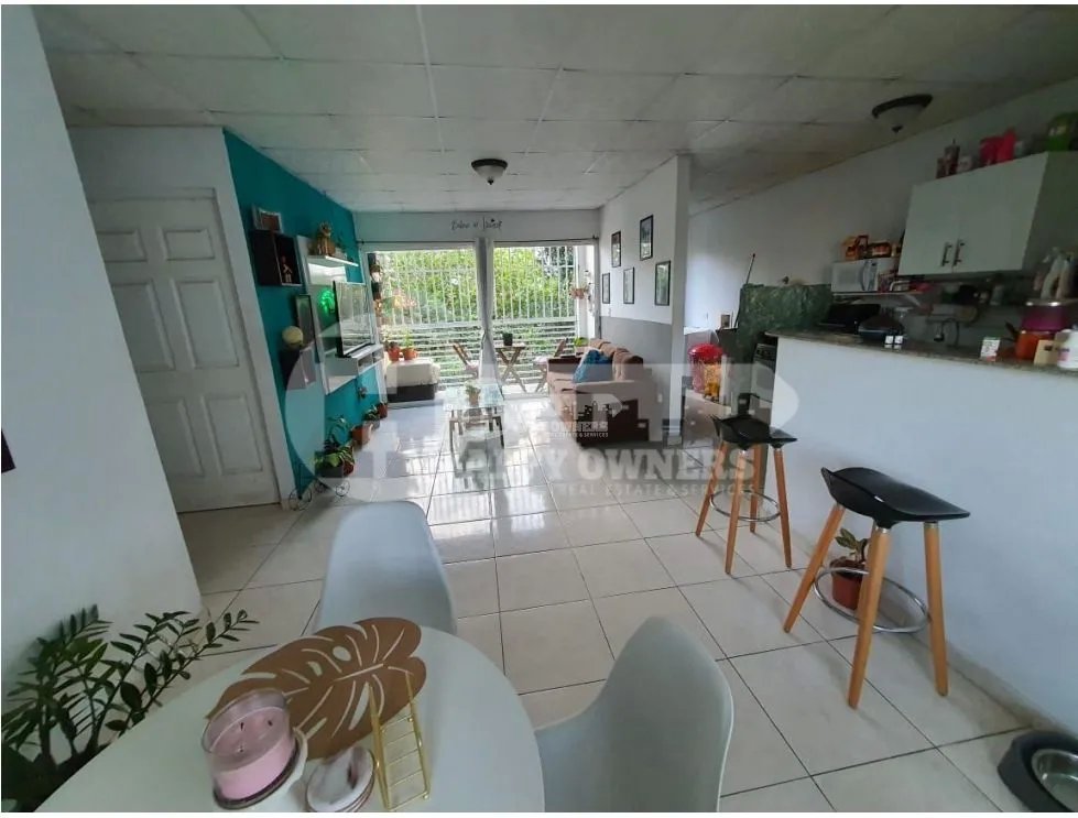 Venta de apartamento en ph ambar, la florida pedregal.