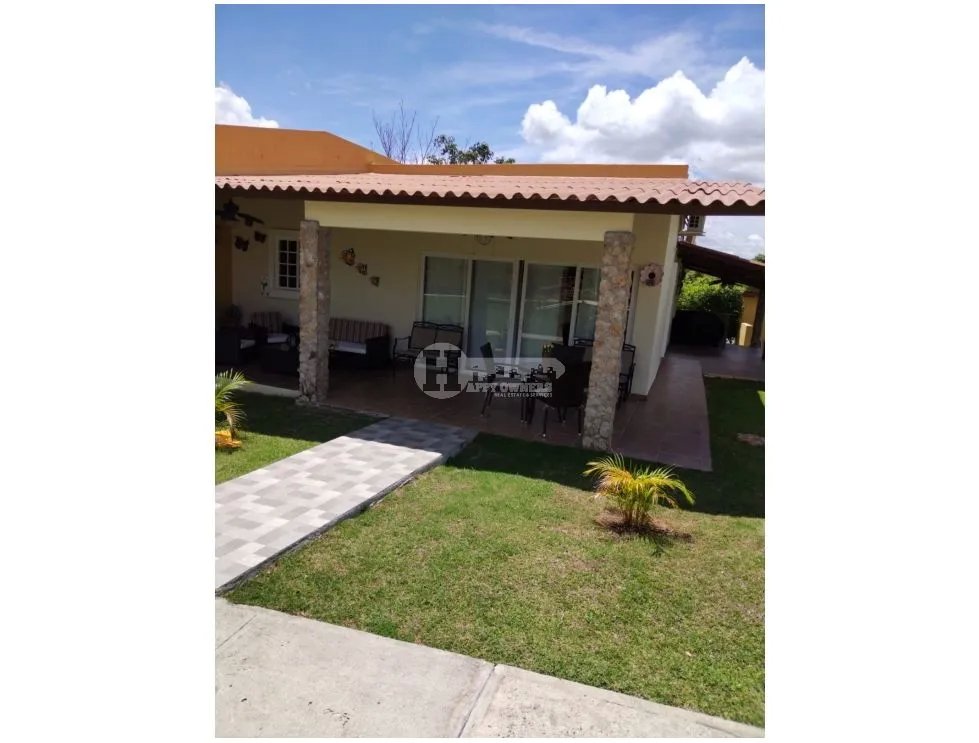 Venta de villa campestre en brisas de lajas, chame.