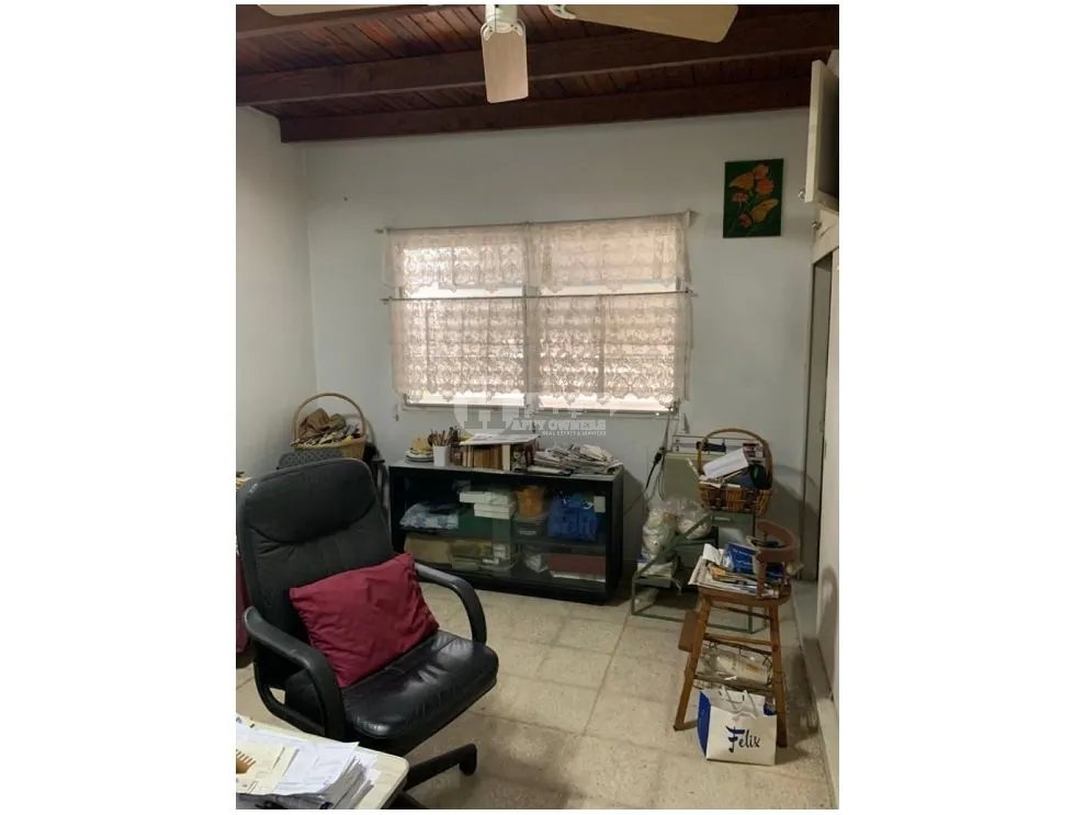Se vende casa tipo chalet en betania