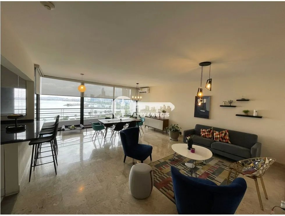 Se vende apartamento en los delfines, av. balboa