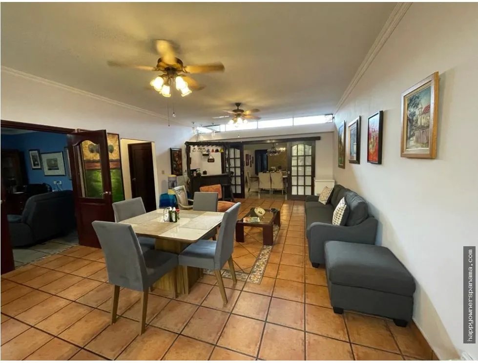 Venta de casa de en hato pintado, pueblo nuevo.