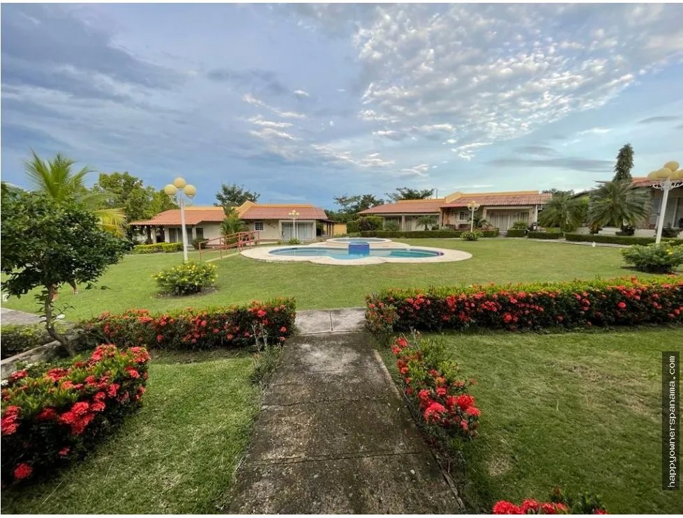 Venta de villa campestre en brisas de lajas, chame.