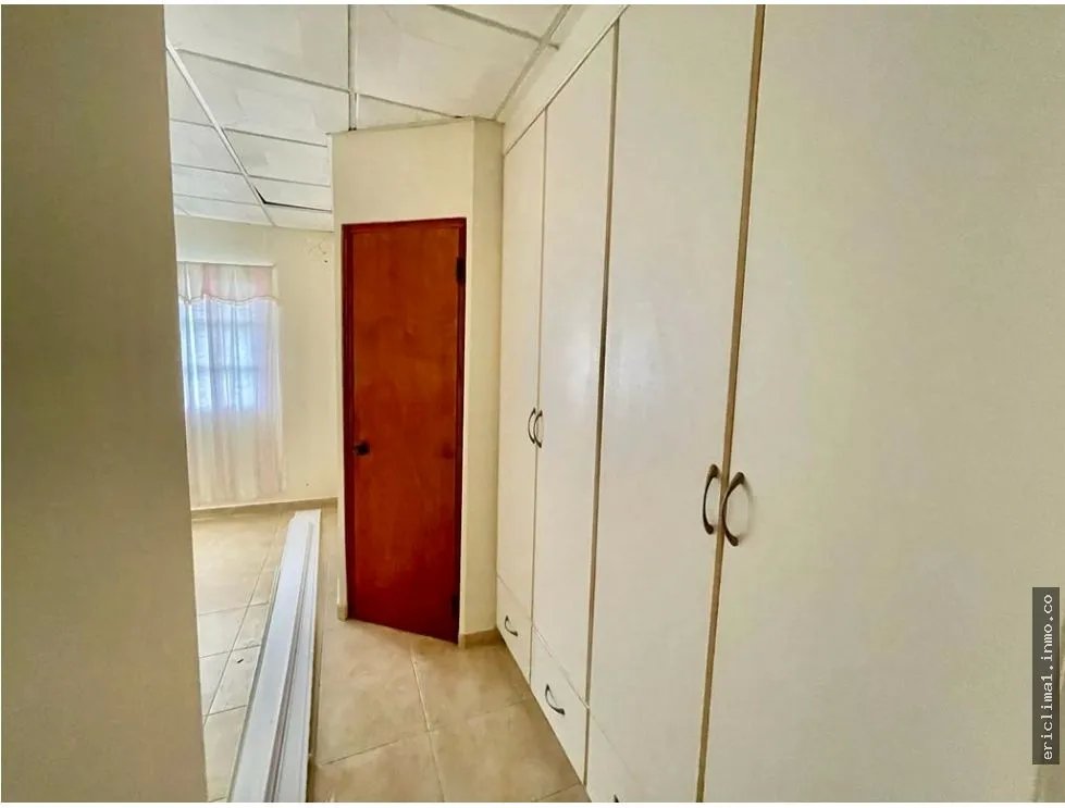 Venta de casa en brisas los guayacanes, chitré.