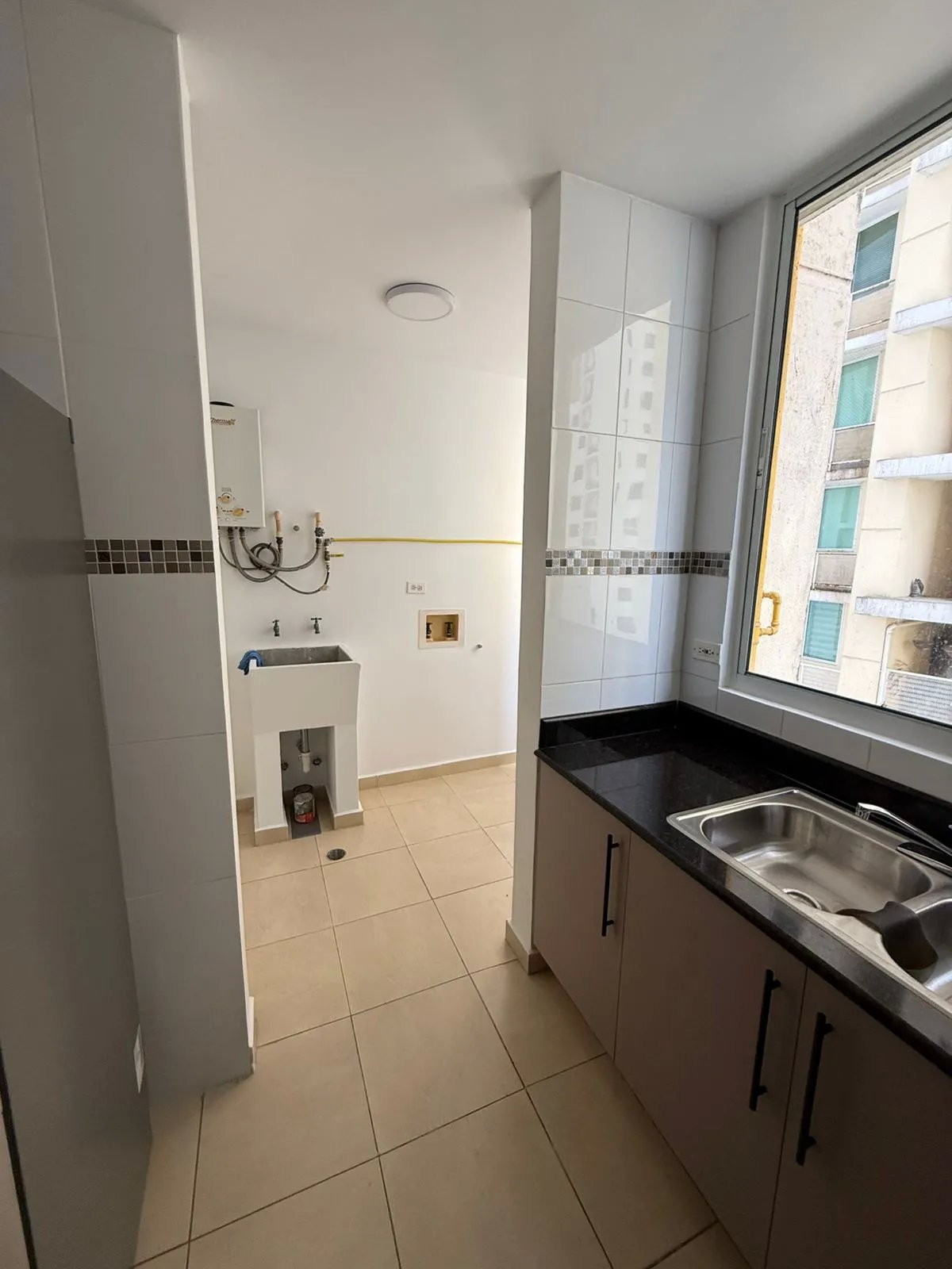 Se vende apartamento en punta pacifica san francisco.