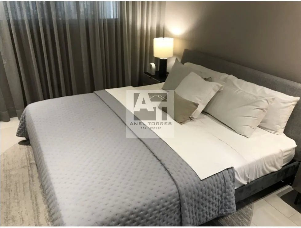 Se vende apartamento en park square bloom.