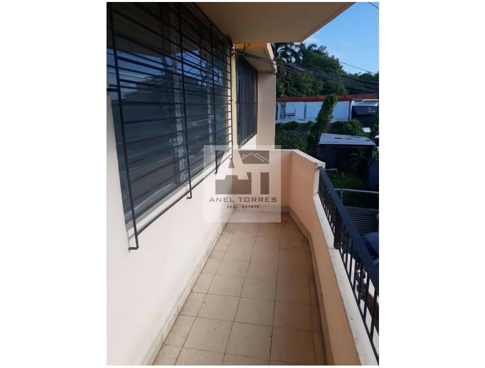 Se vende edificio daysi en betania, el ingenio.