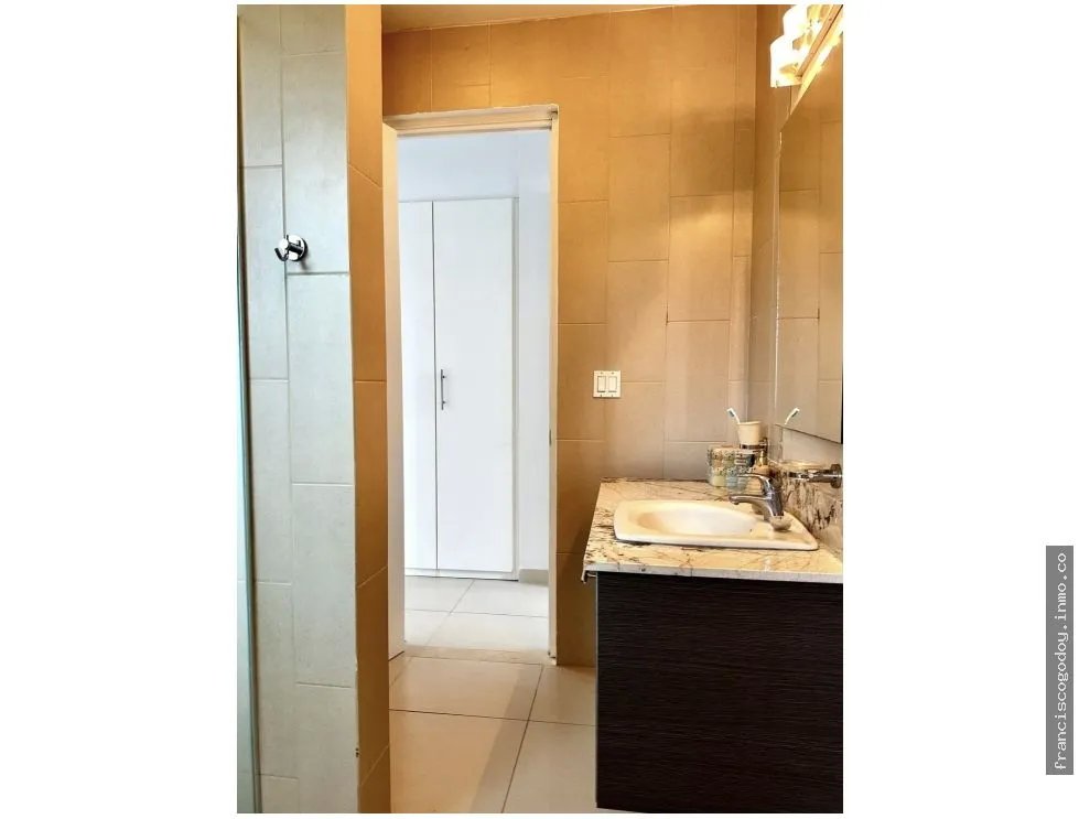 Venta de villa con piscina y vista al mar - bijao