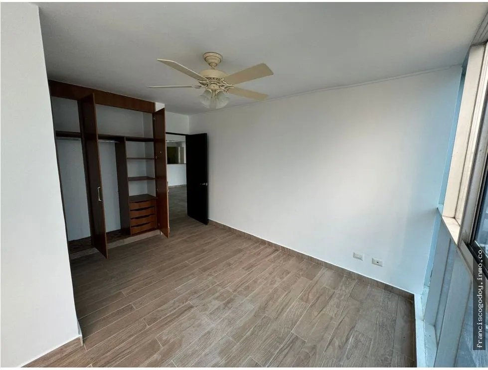 Venta de penthouse en punta pacífica