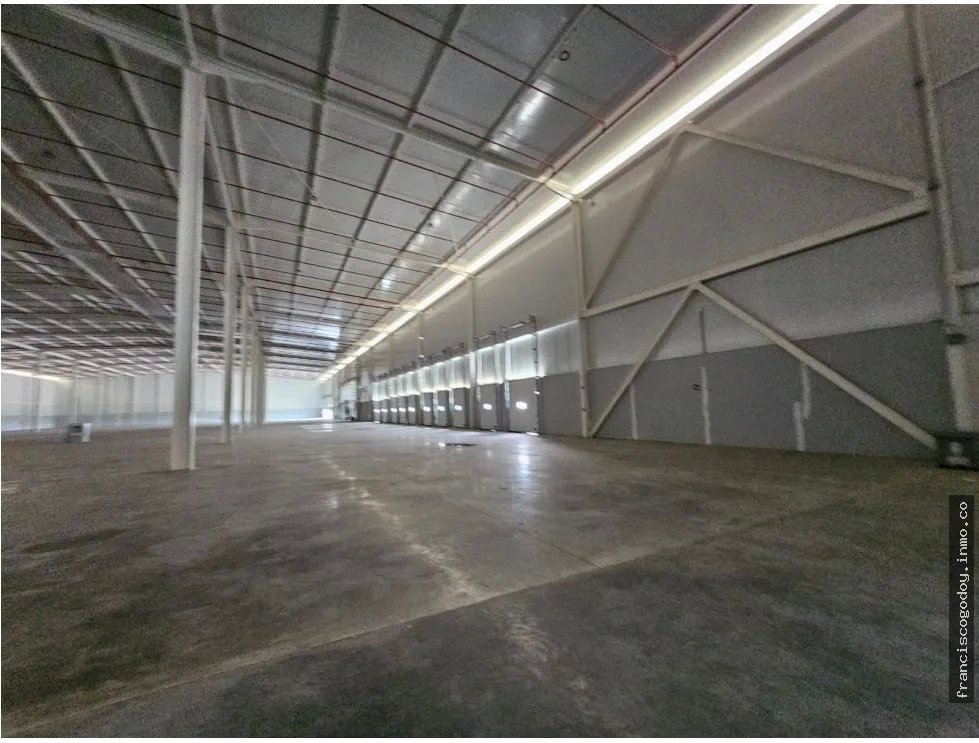 Bodega en venta en 24 de diciembre