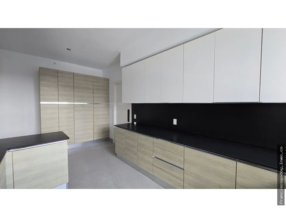 Apartamento en venta coco del mar