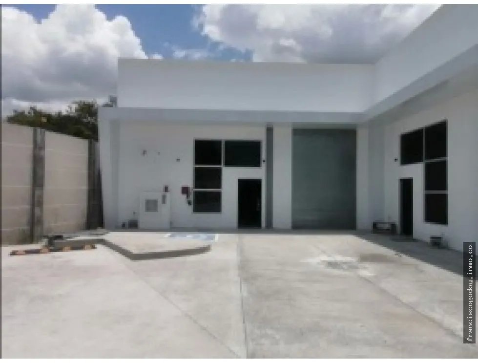 Venta de bodegas en panamá viejo