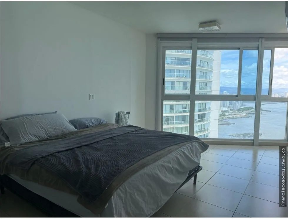 Alquiler de apartamento en punta pacífica, panamá