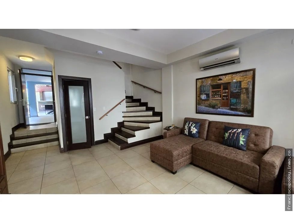 Venta de casa en casco viejo, san felipe  panamá