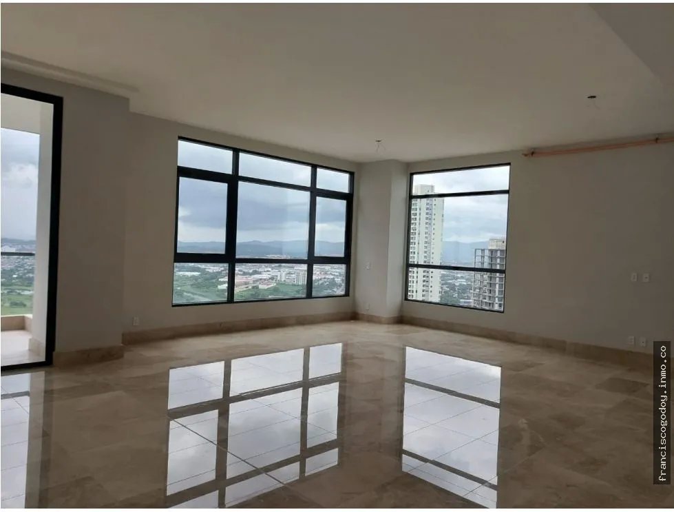 Venta de apartamento en santa maría golf & country club