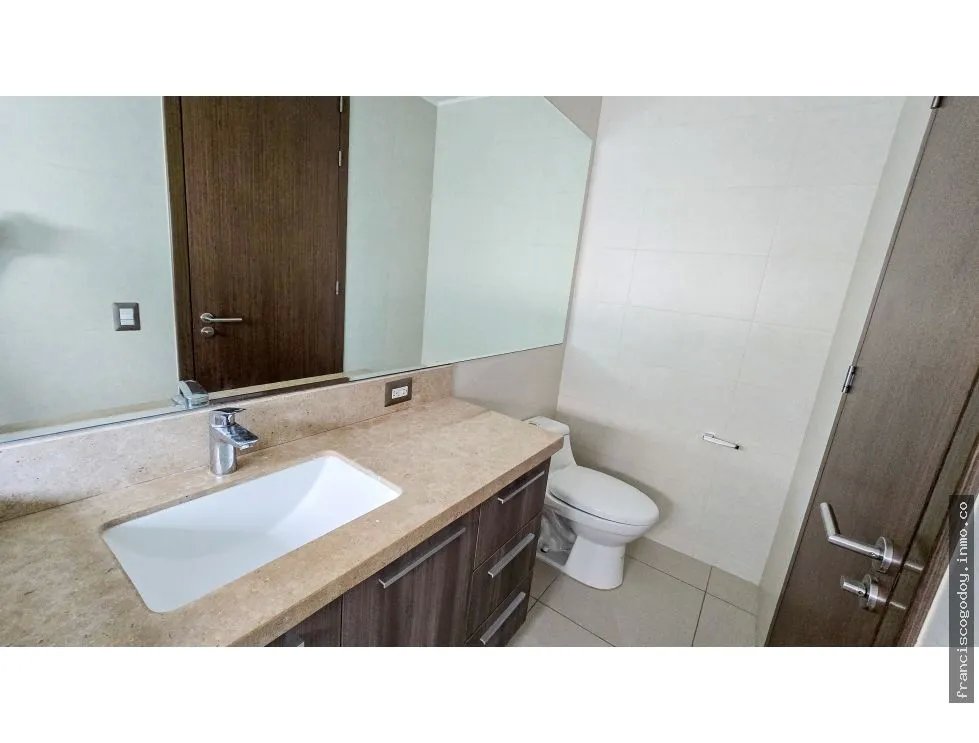 Apartamento en alquiler en costa del este