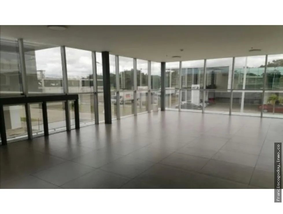 Venta de bodegas en panamá viejo