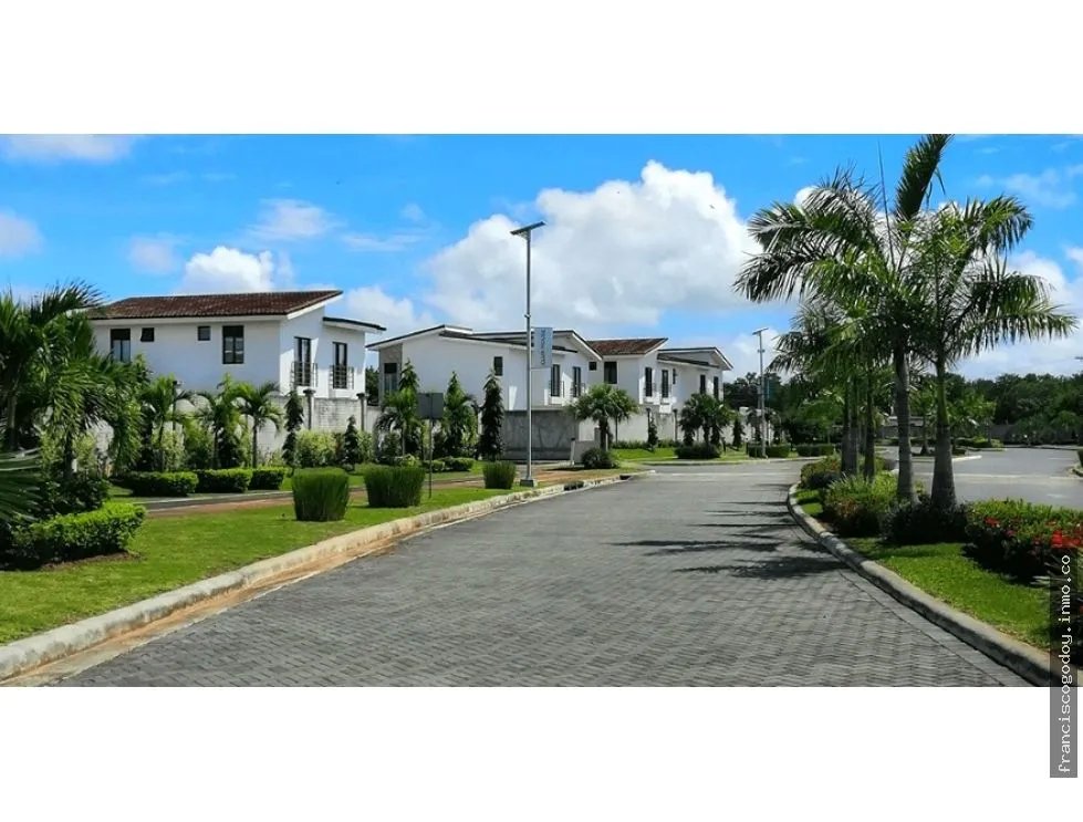 Venta de casa en costa sur