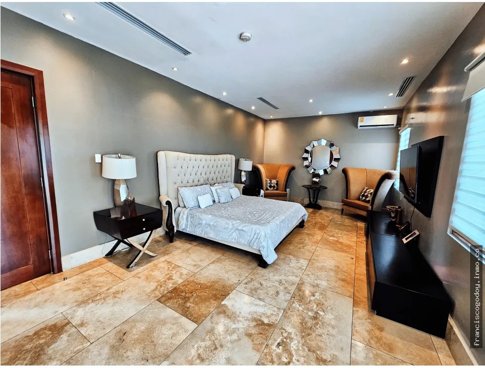 Se vende casa en santa maria