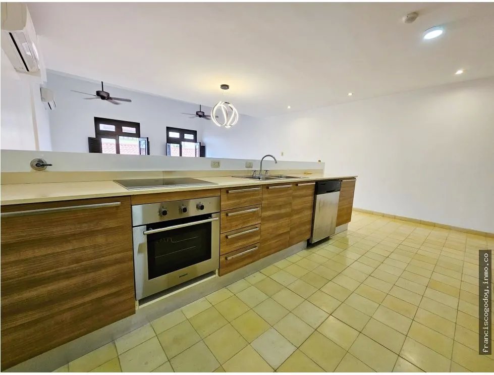 Apartamento en alquiler en ph casa ruigar, casco viejo, panamá