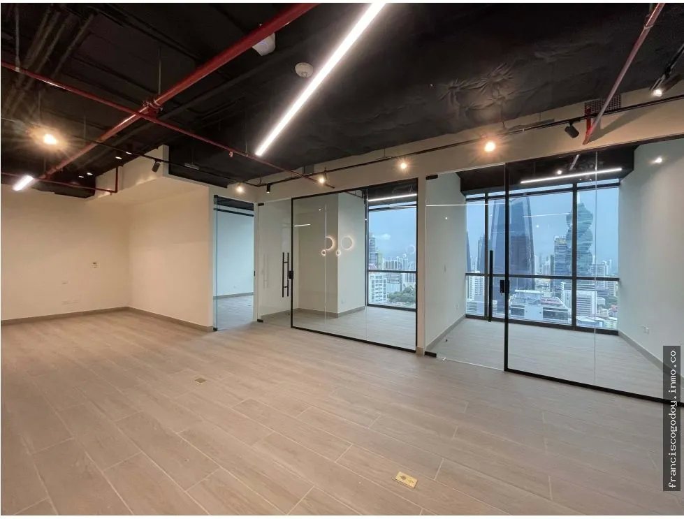 Alquiler de oficina en tower financial center  calle 50