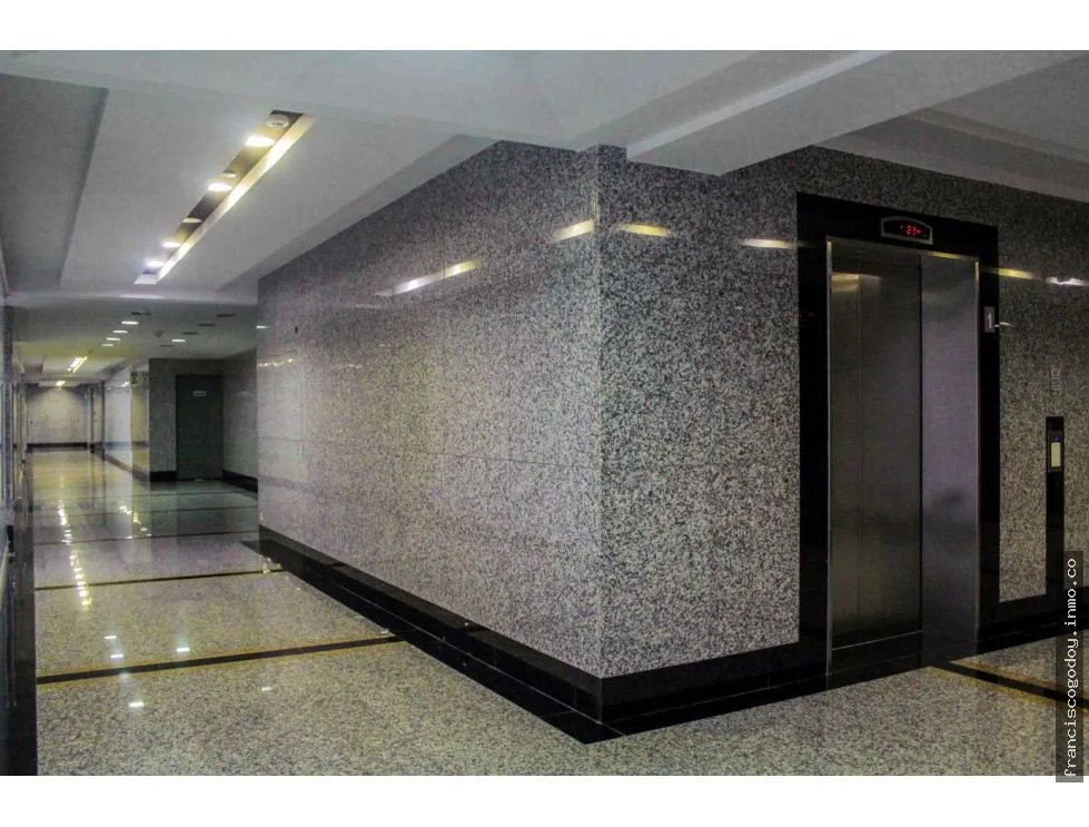 Oficina en alquiler en avenida balboa