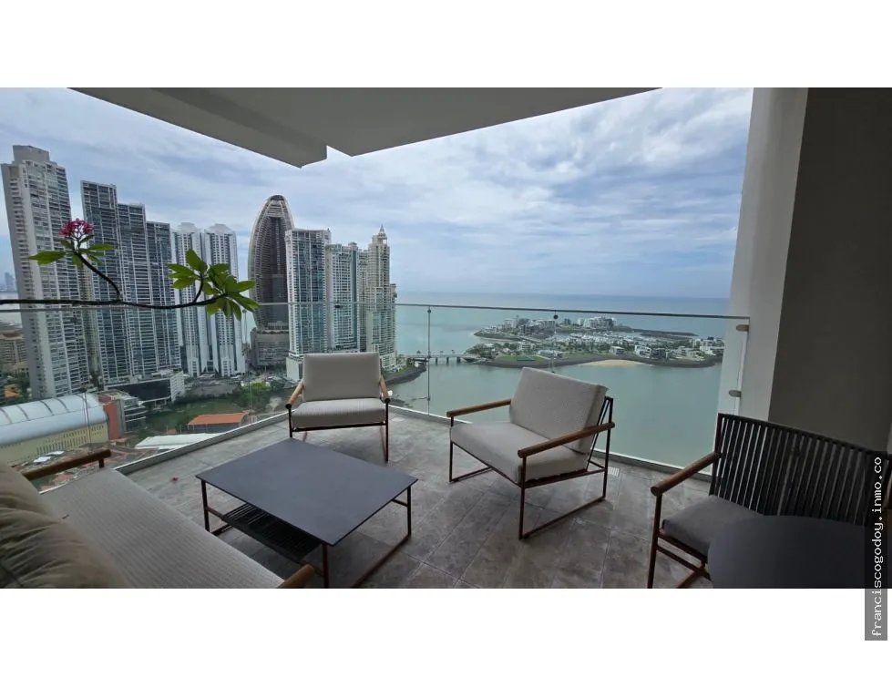 Venta de apartamento en punta paitilla