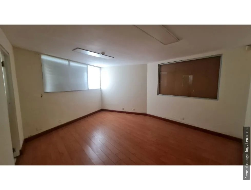 Venta de bodega en el sector de la locería