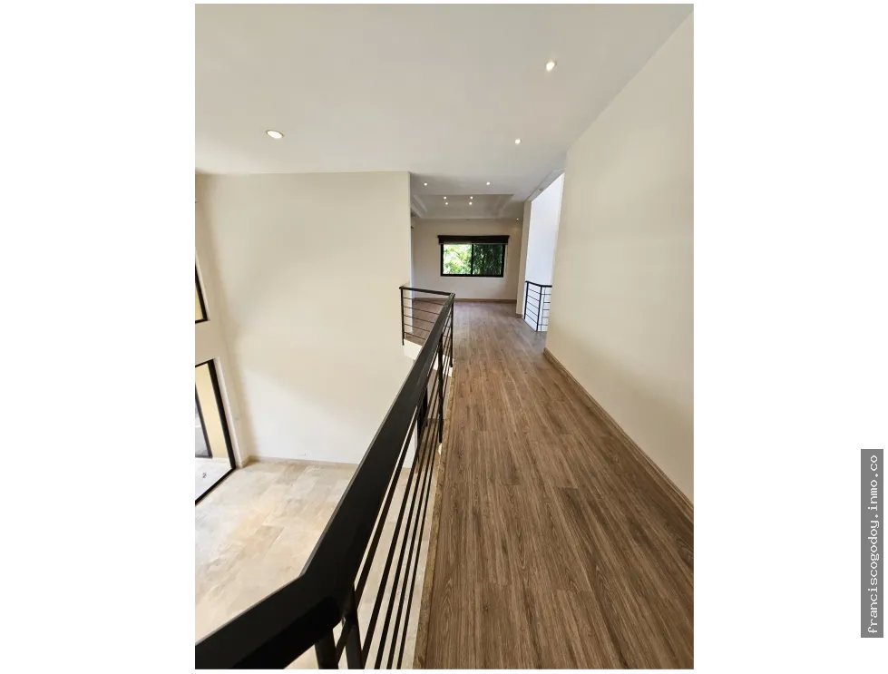 Casa en venta en urbanización antigua, costa del este