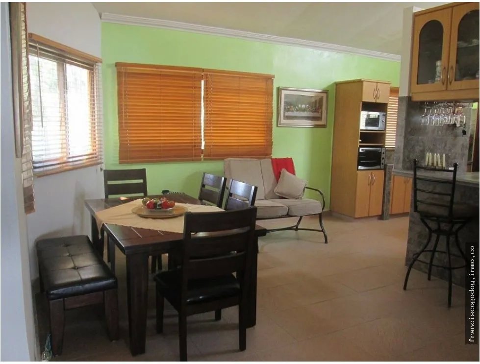 Residencia en venta en altos del maría