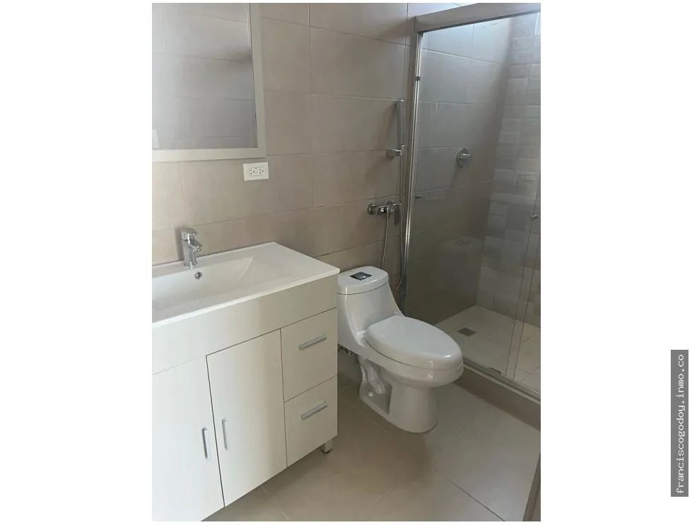 Venta de apartamento en ph king park, condado del rey