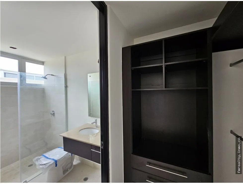 Venta de casa en villa sur, costa sur