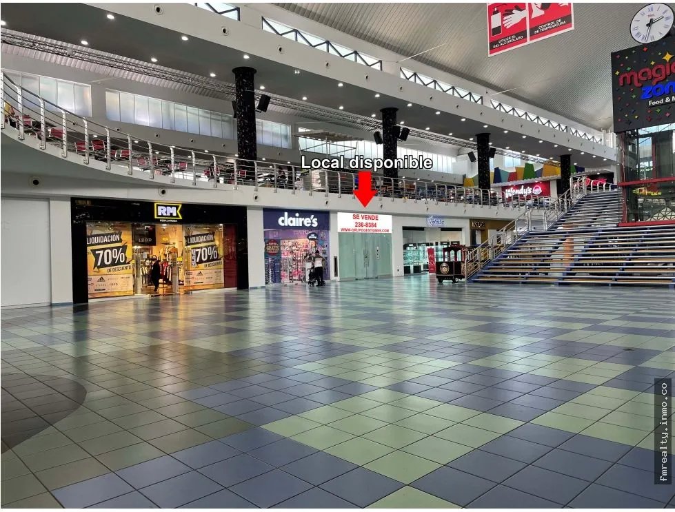 Se vende local comercial en albrook mall
