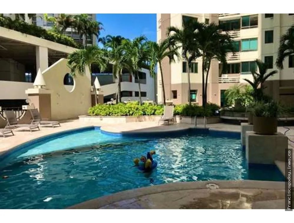 Se vende apartamento en punta pacífica