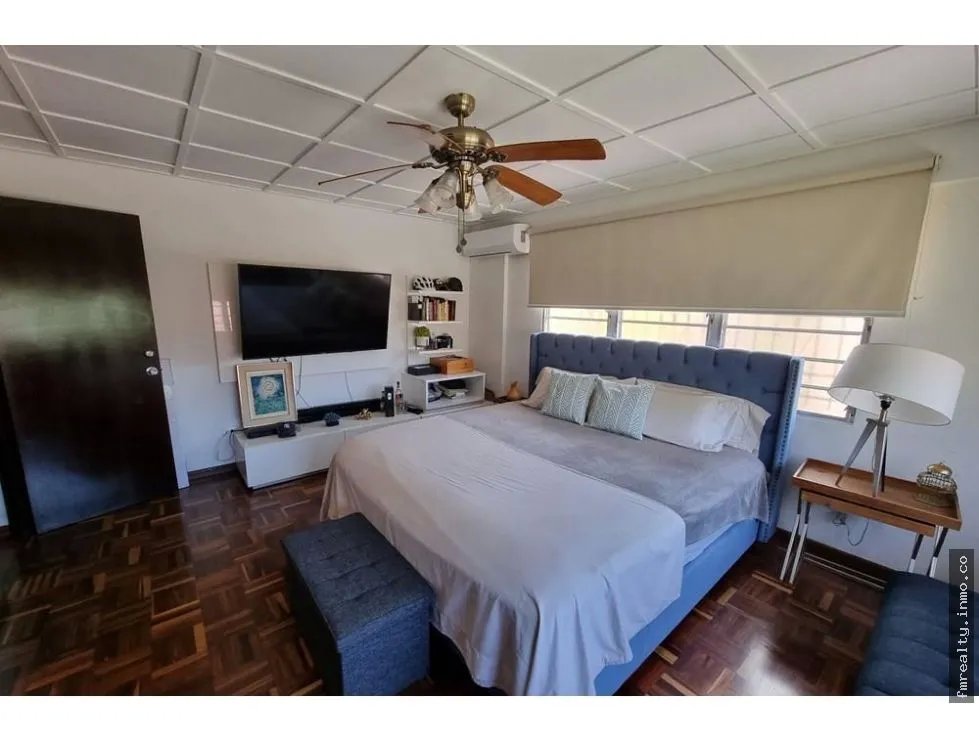 Se vende casa en la alameda