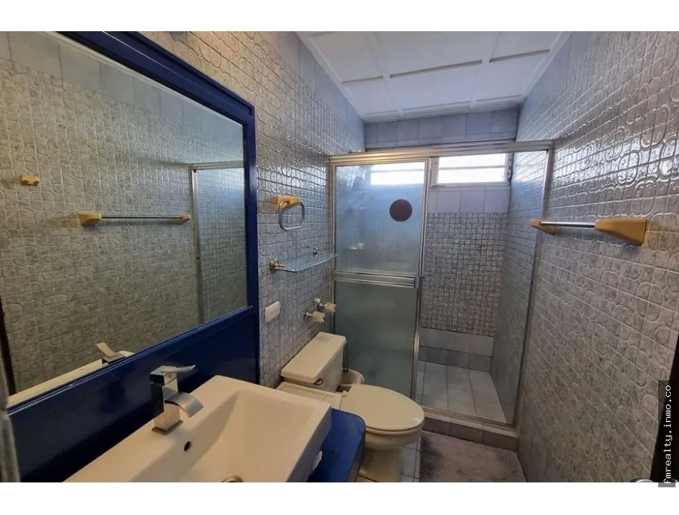 Se vende casa en la alameda