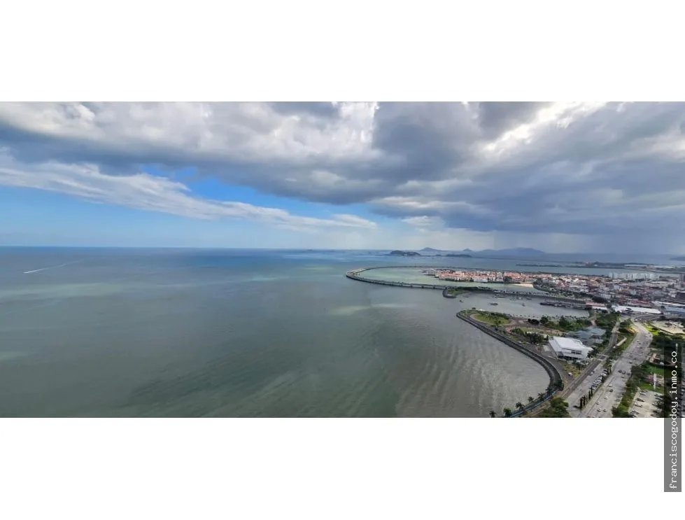Apartamento en venta en avenida balboa