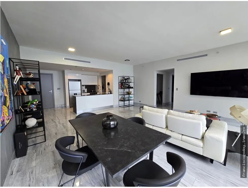 Apartamento en venta  avenida balboa