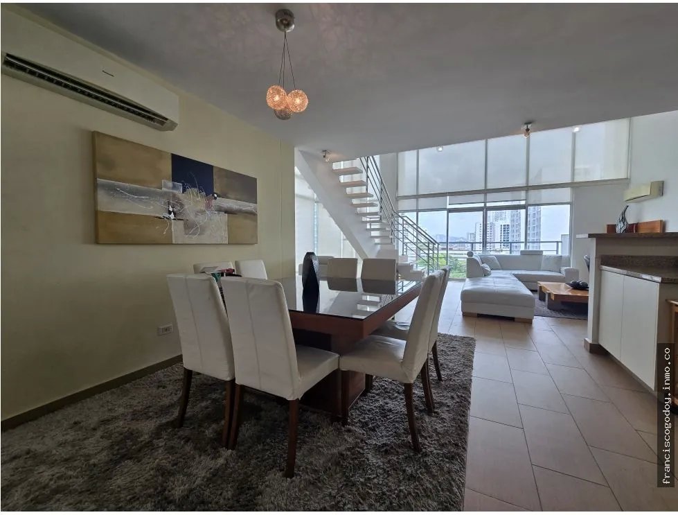 Venta de apartamento en vía argentina, el cangrejo