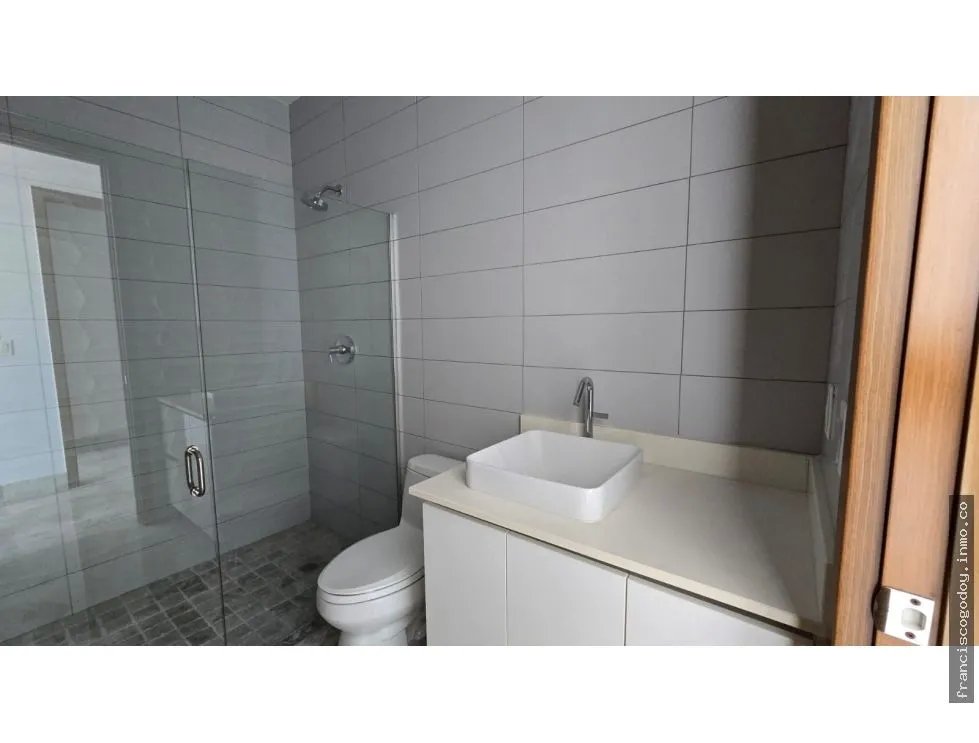 Venta de apartamento en santa maría golf & country club