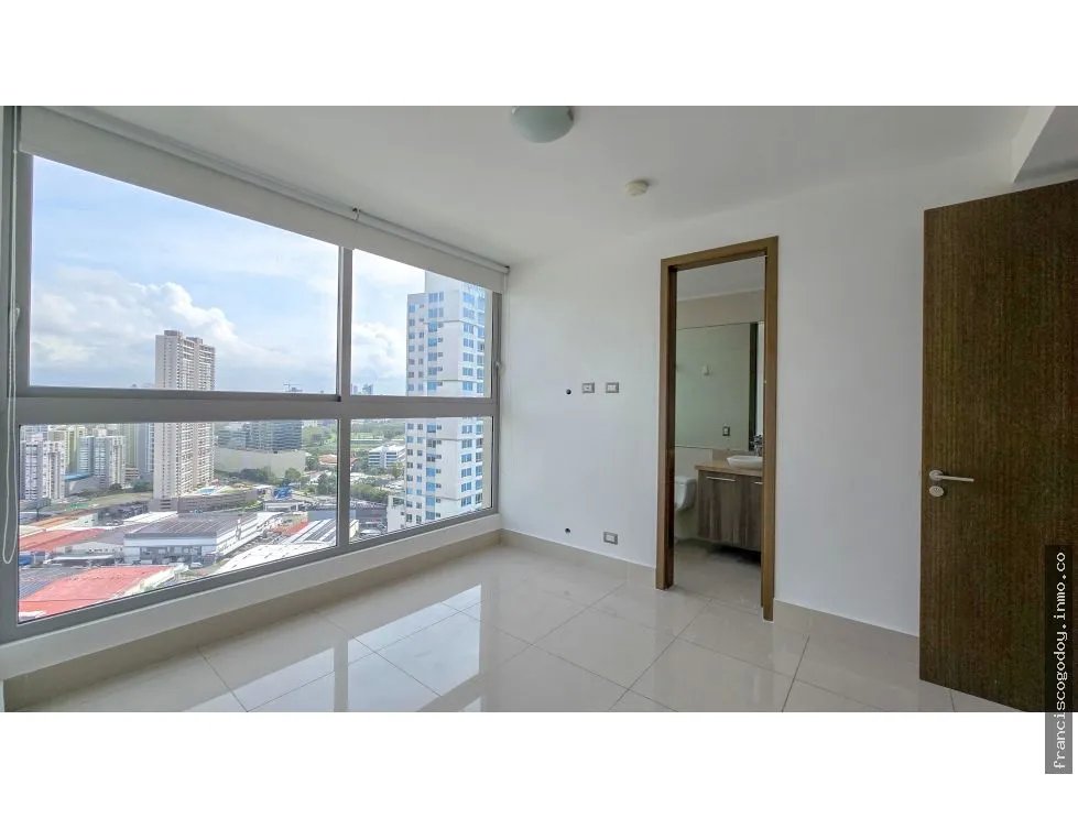 Apartamento en alquiler en costa del este
